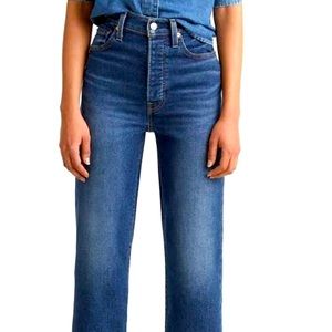 Levi’s RIBCAGE Straight Jeans size 26